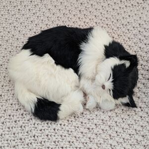 Real Rabbit Fur Sleeping Cat Figurine – Black & White 8x10" Decor